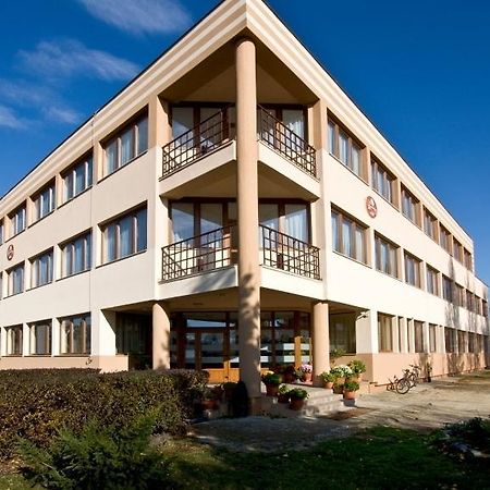 Vasvirag Hotel Celldömölk Exteriér fotografie