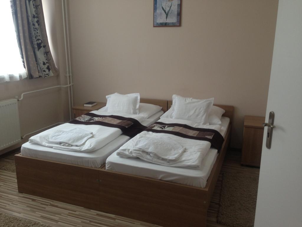 Vasvirag Hotel Celldömölk Pokoj fotografie
