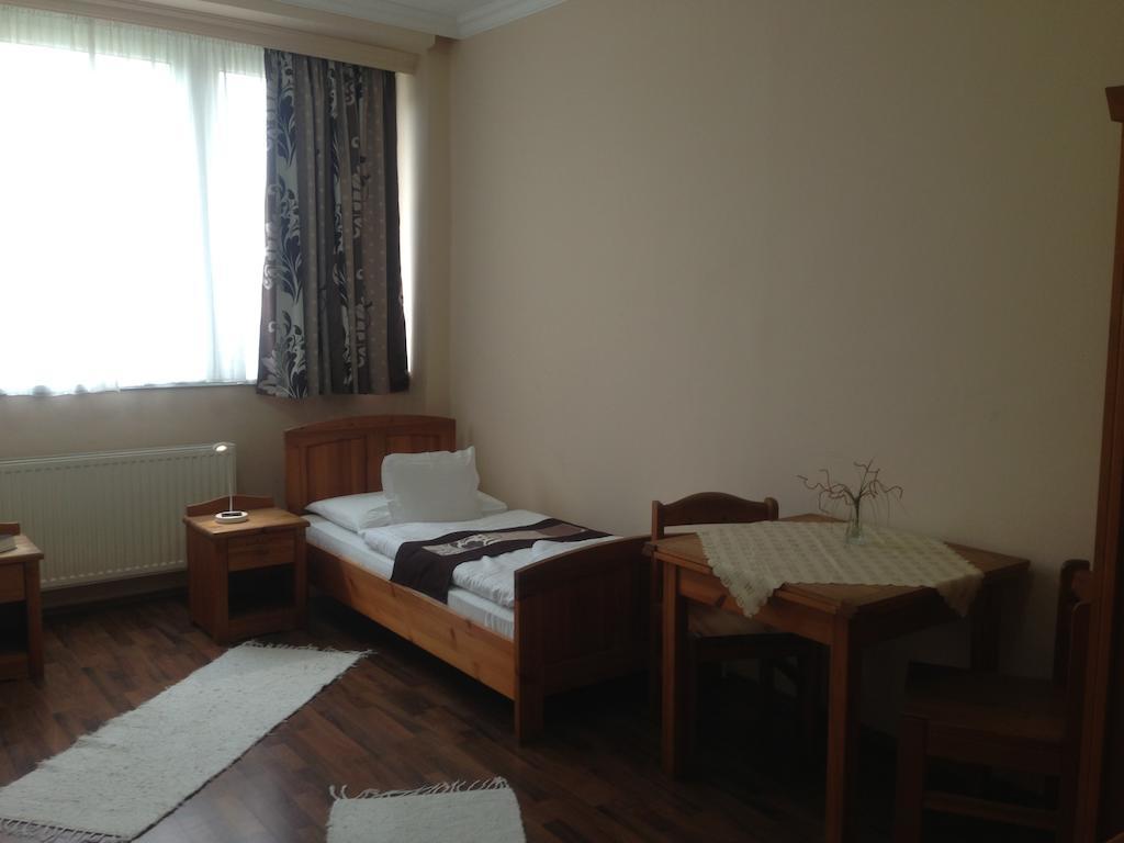 Vasvirag Hotel Celldömölk Pokoj fotografie